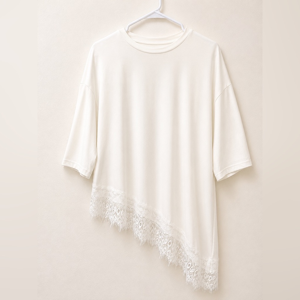SHEIN White Asymmetric Lace-Hem Short Sleeve Top